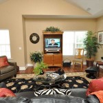 SHIPYARD BEACH PARKING - RESTROOMS - RESTAURANT