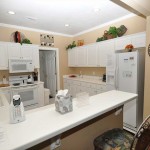 SHIPYARD BEACH PARKING - RESTROOMS - RESTAURANT