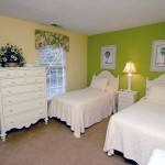 SHIPYARD BEACH PARKING - RESTROOMS - RESTAURANT