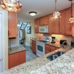 SHIPYARD BEACH PARKING - RESTROOMS - RESTAURANT